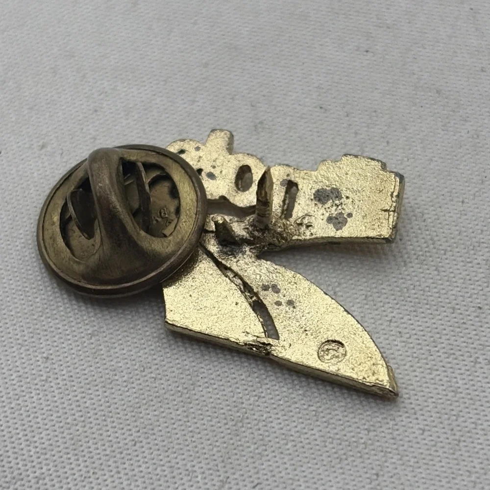Illinois Tourism DCCA Gold Tone Vintage Lapel Hat Pin